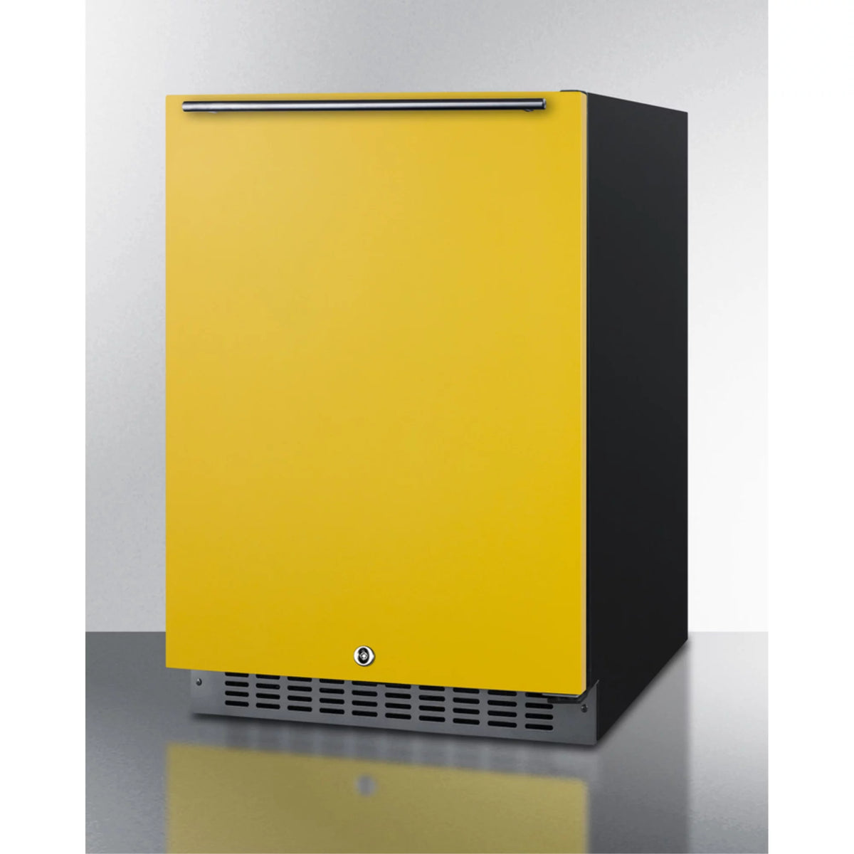Compact Refrigerator P796