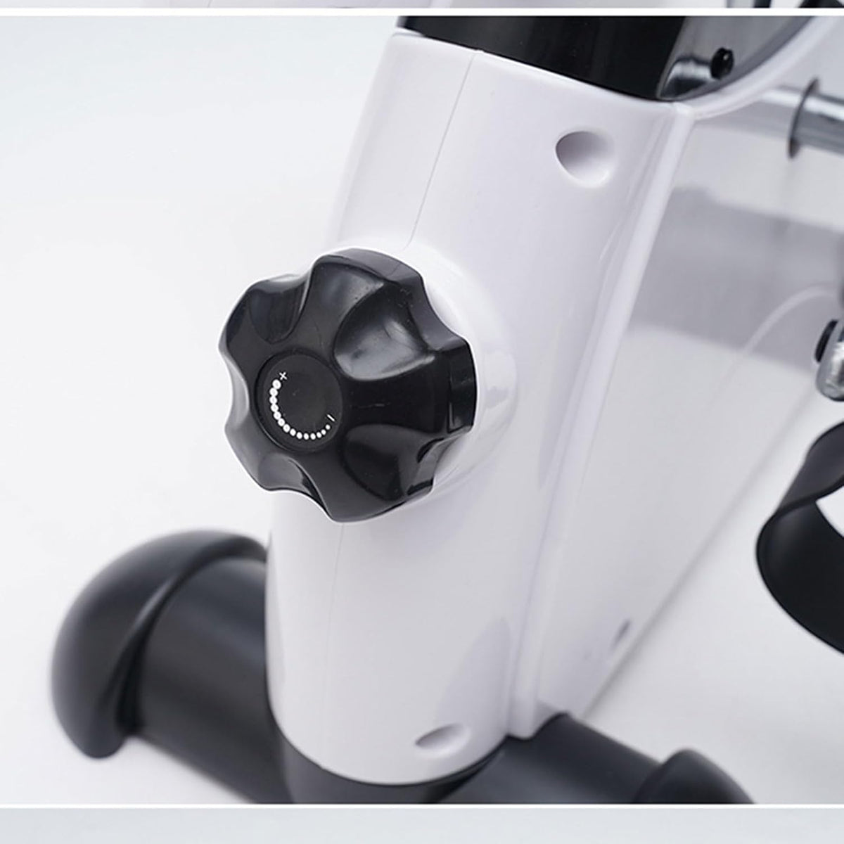 Foldable Mini Exercise Bike with LCD Display J9727