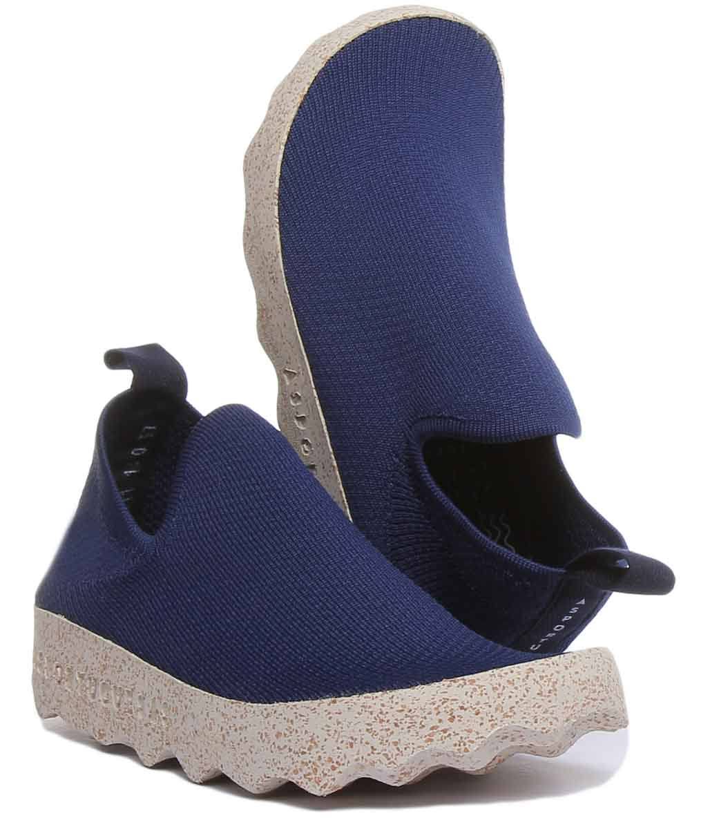 Navy Care J547813