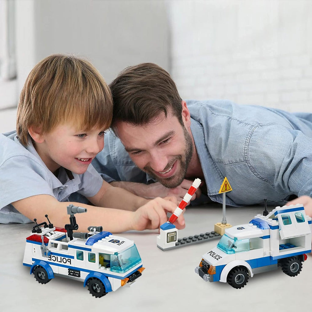 368 PCS City Police Building Set with 4 Mini Dolls V3288