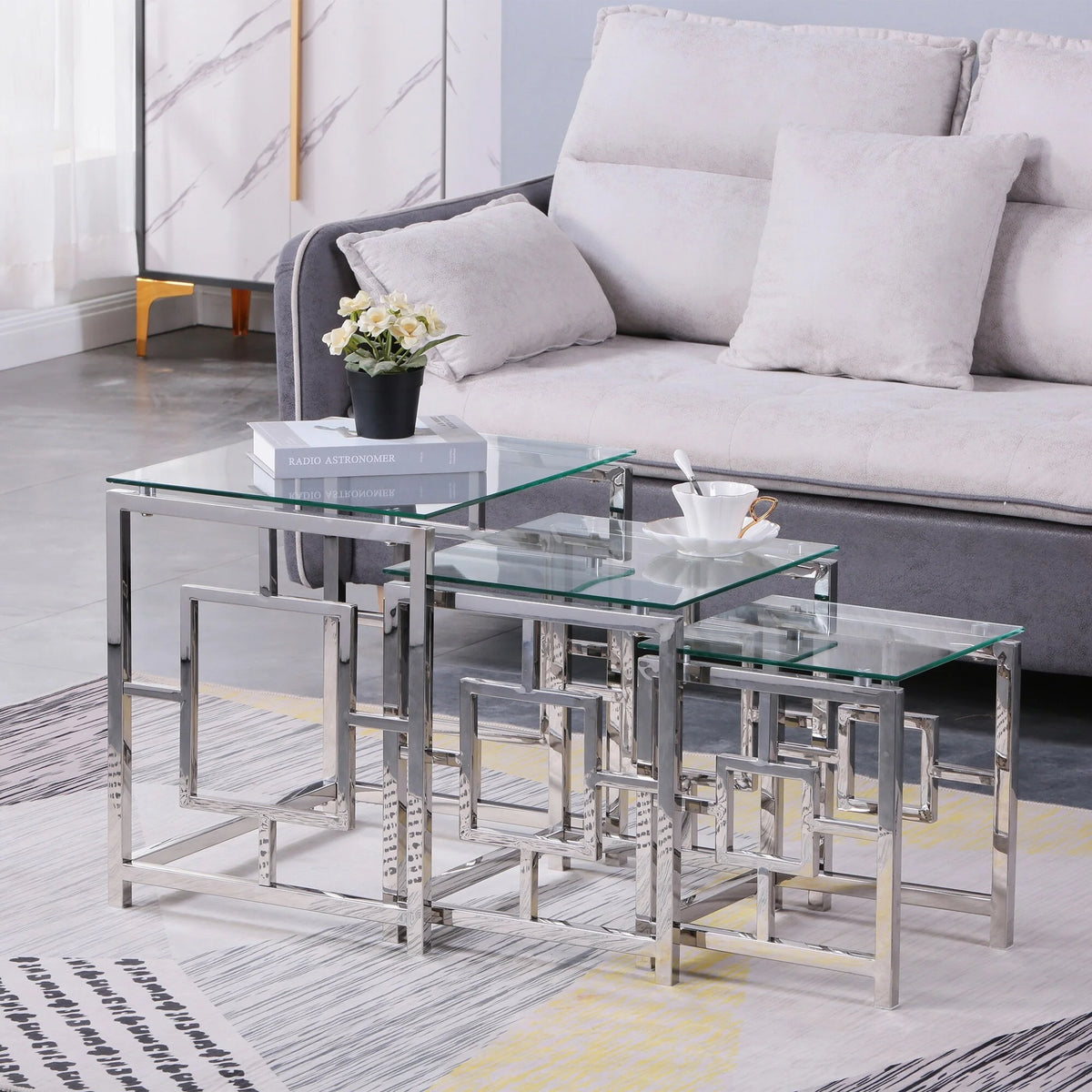 Set of 3 Metal Nesting Tables Glass End Tables O257842