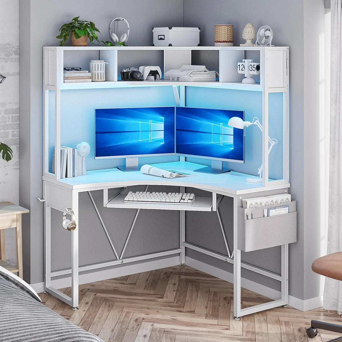 White Corner Computer Desk with Hutch Q110