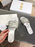 Women Slippers A10537