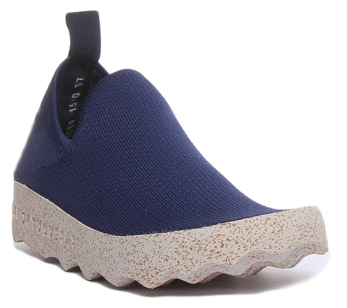 Navy Care J547813