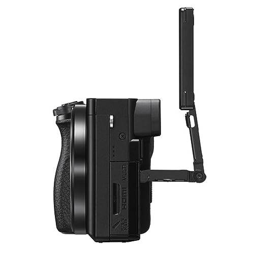 Mirrorless Camera with 16-50mm Lens B843