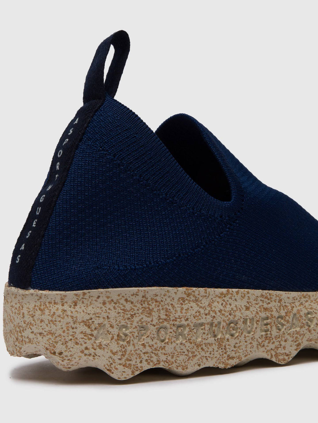 Navy Care J547813
