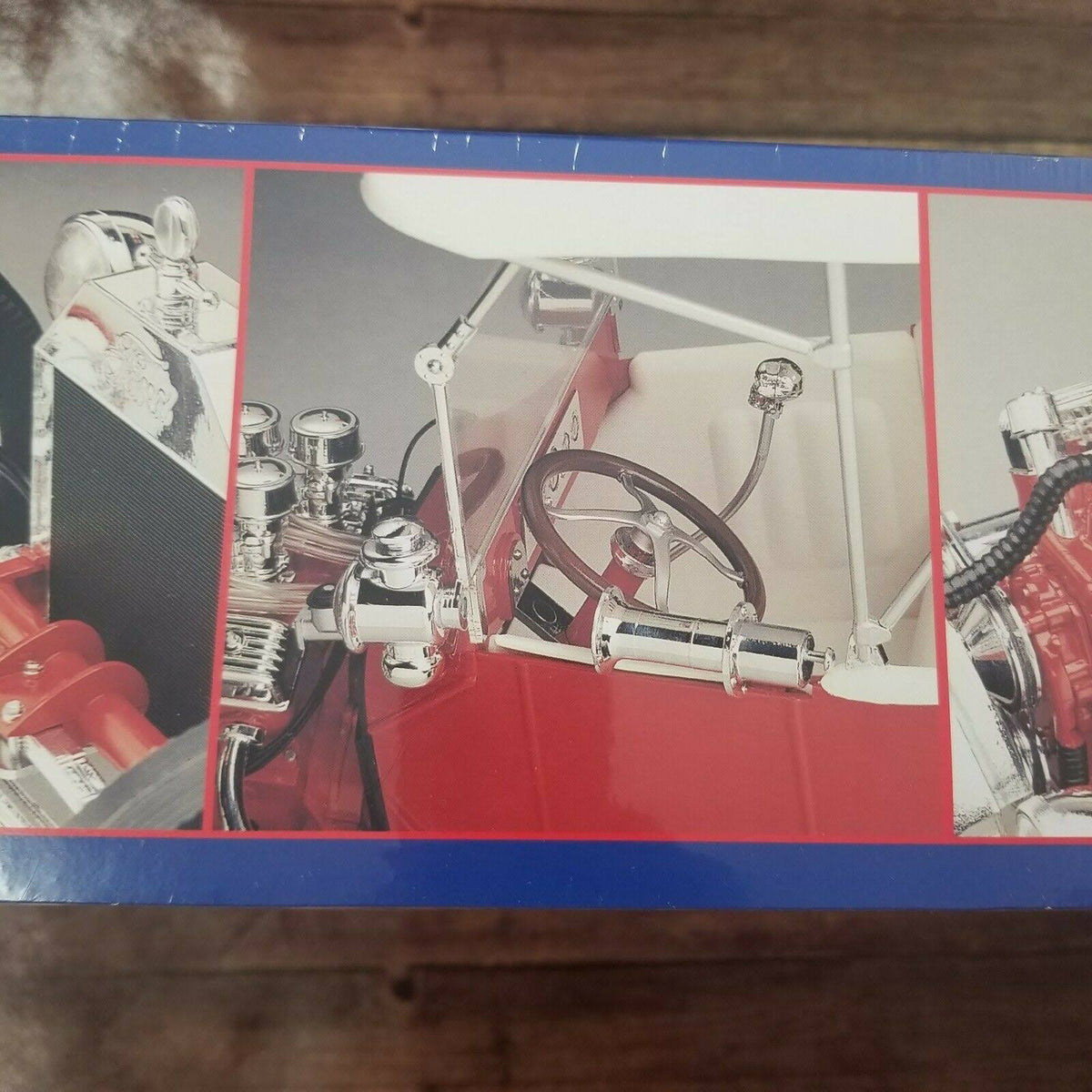 1/8 Scale Ford Model Kit Z300451